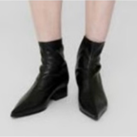 Anine Bing Shoes - Anine Bing Hilda Boots Anine Bing Black Hilda Flat Boots Sz:36/6